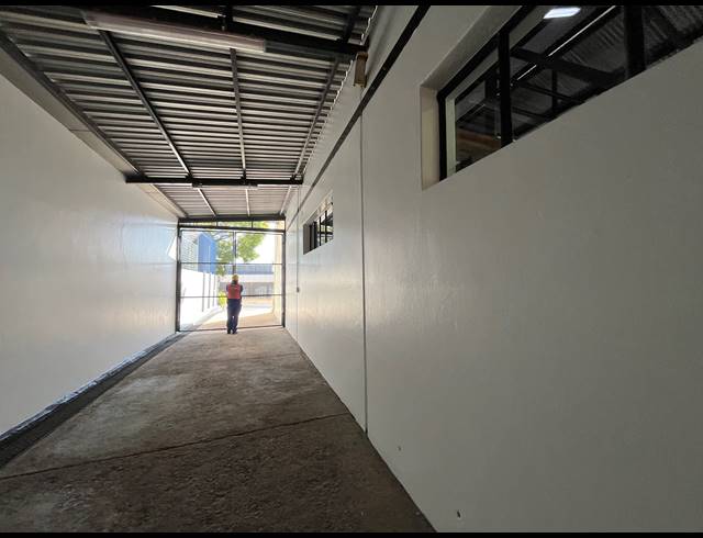 680M² WAREHOUSE TO LET IN SEBENZA